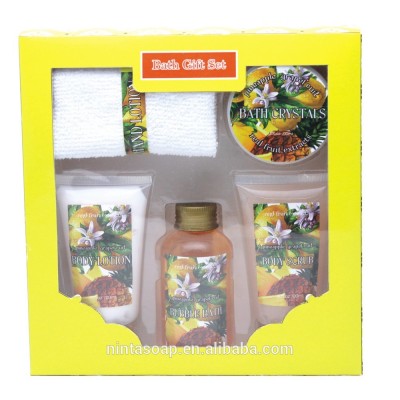 PINEAPPLE Paper Gift Box Body Care Bath Set